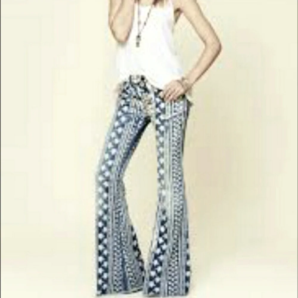 Free People Batik Print Bell Bottom Jeans  sz. 26 - Picture 2 of 6